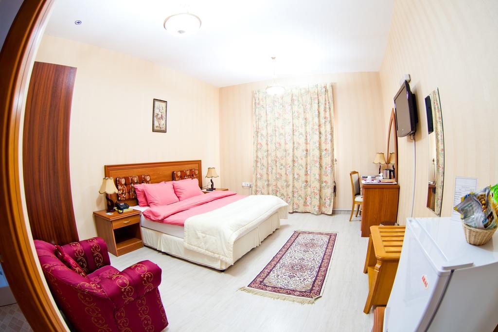 Arbella Boutique Hotel Шарджа Екстериор снимка