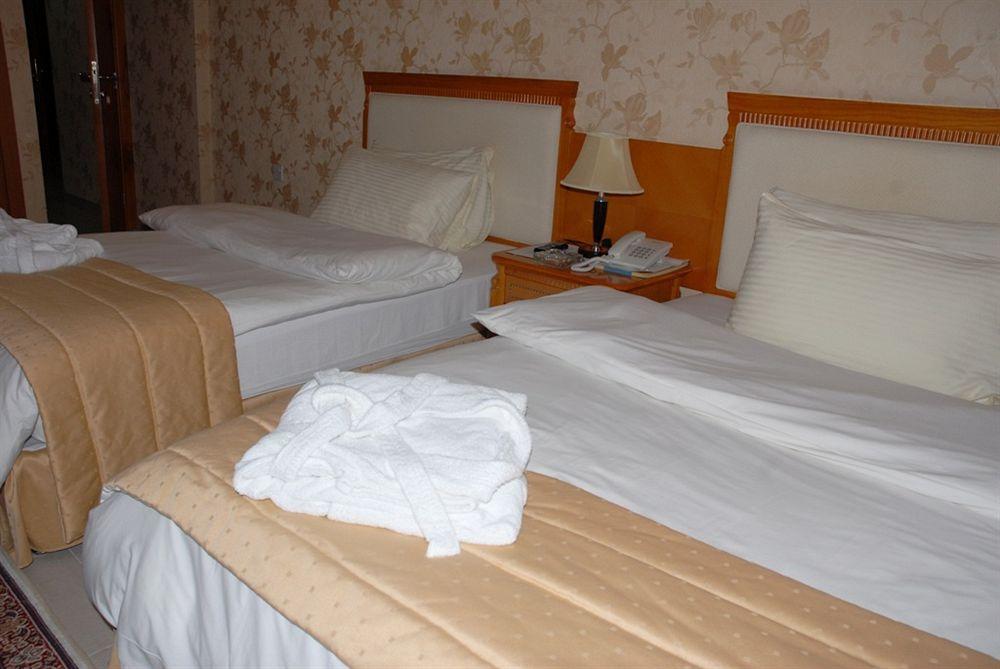 Arbella Boutique Hotel Шарджа Екстериор снимка