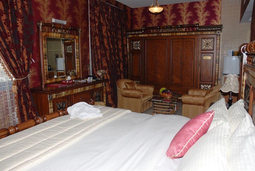 Arbella Boutique Hotel Шарджа Екстериор снимка