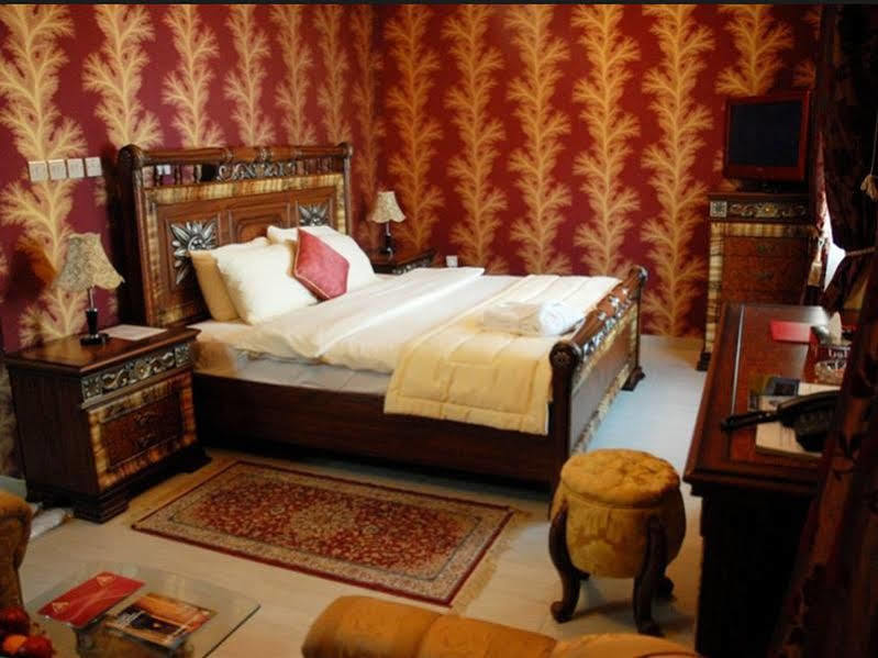 Arbella Boutique Hotel Шарджа Екстериор снимка